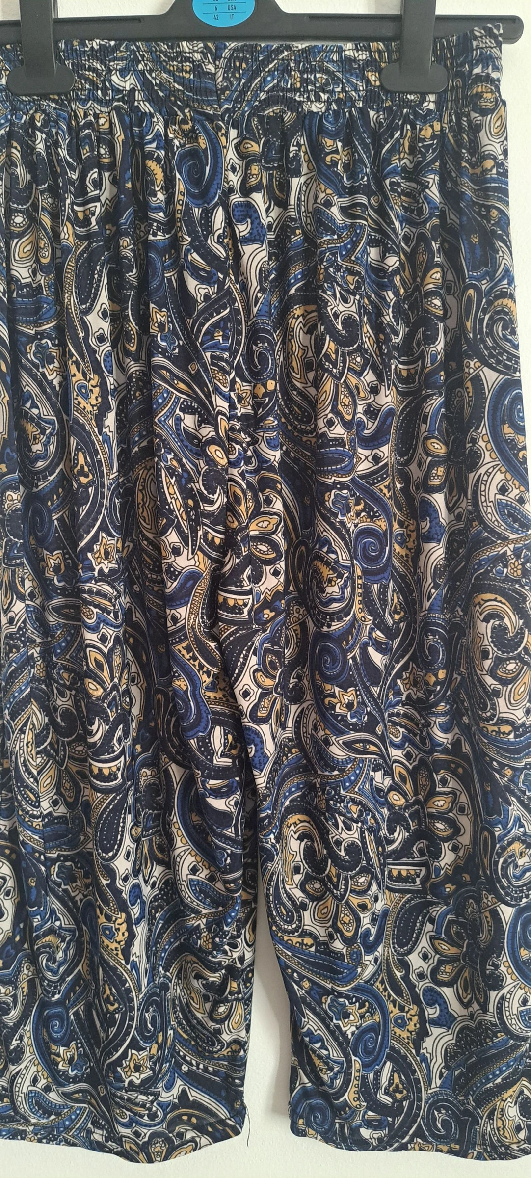 Calça de corte pirata – photo 3